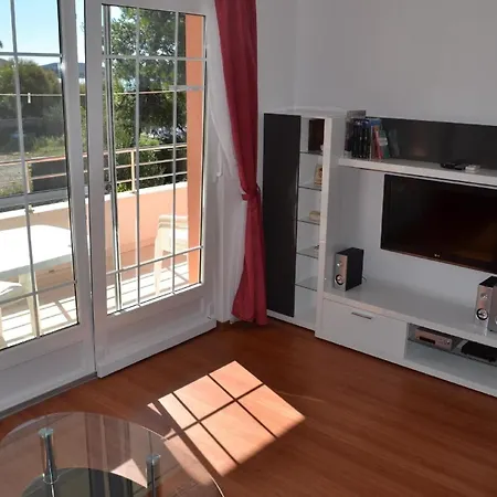 Ferienwohnung Fuer 5 Personen Ca 60 Qm In Srima, Dalmatien Norddalmatien - B60472